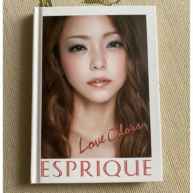 KOSE(コーセー)の【非売品】安室奈美恵 2012年ダイアリー(ノート) エンタメ/ホビーのタレントグッズ(ミュージシャン)の商品写真