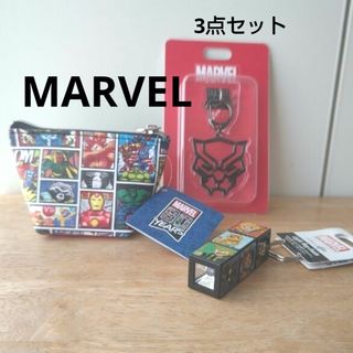 マーベル(MARVEL)の『MARVEL』3点❢ミニライト／ミニポーチ／スマホチャーム(ブラックパンサー)(キャラクターグッズ)