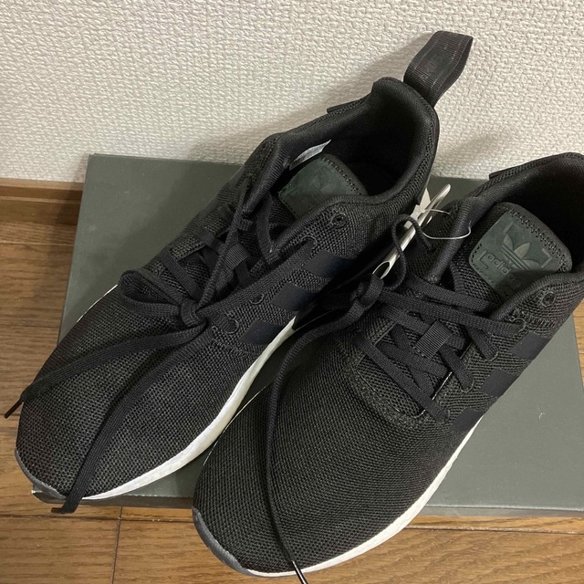 adidas NMD_R2 スニーカー