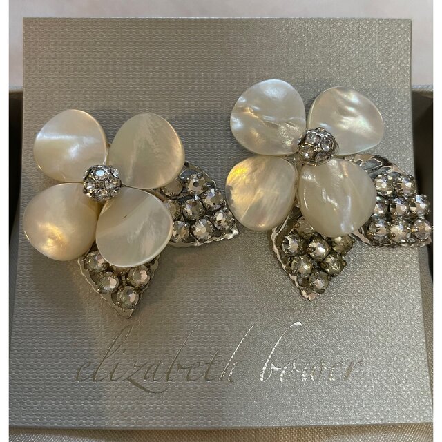 オリジナル 【Elizabeth Elizabeth Bower】Petal ピアス Trio ピアス