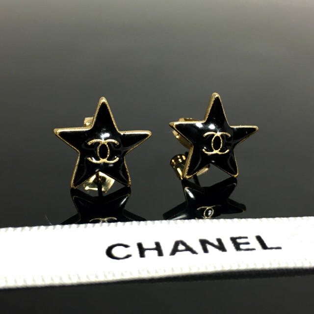 CHANEL シャネル　スターピアス