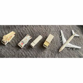 ジャル(ニホンコウクウ)(JAL(日本航空))のTOMICA☆働く車シリーズセット☆JAPAN AIR LINES(ミニカー)