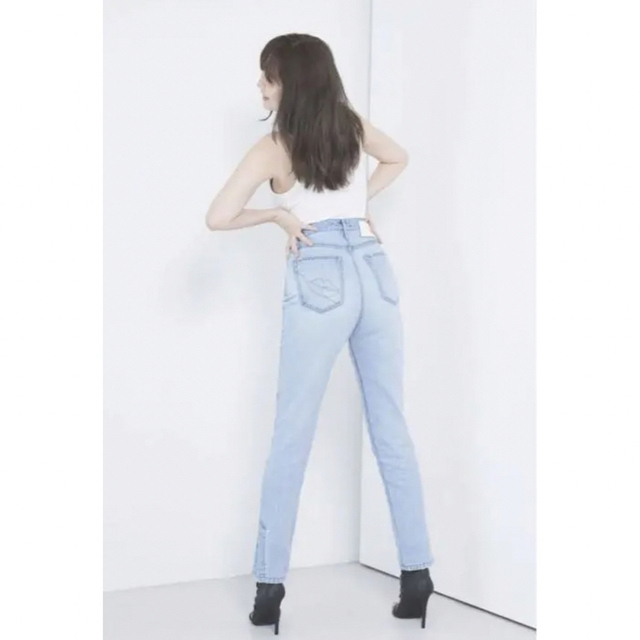 Her lip to(ハーリップトゥ)のHerlipto Tokyo High Rise Jeans レディースのパンツ(デニム/ジーンズ)の商品写真