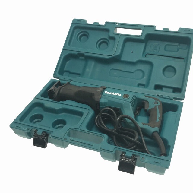 Makita ☆美品☆ makita マキタ 100V レシプロソー JR3051T ケース付 セーバソー セーバーソー 電気のこぎり  63720の通販 by 工具販売専門店Borderless(ラクマ店)｜マキタならラクマ