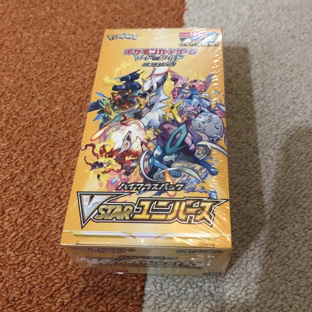 ポケモンカード Vstarユニバース 1BOX シュリンク付き 未開封トレーディングカード