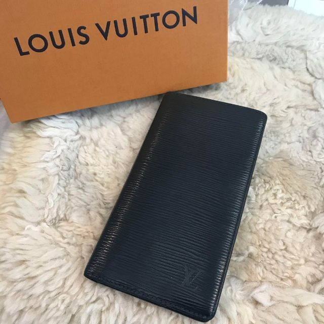 LOUIS VUITTON - LOUIS VUITTON エピ ポルトカルト・クレディ 札入れ