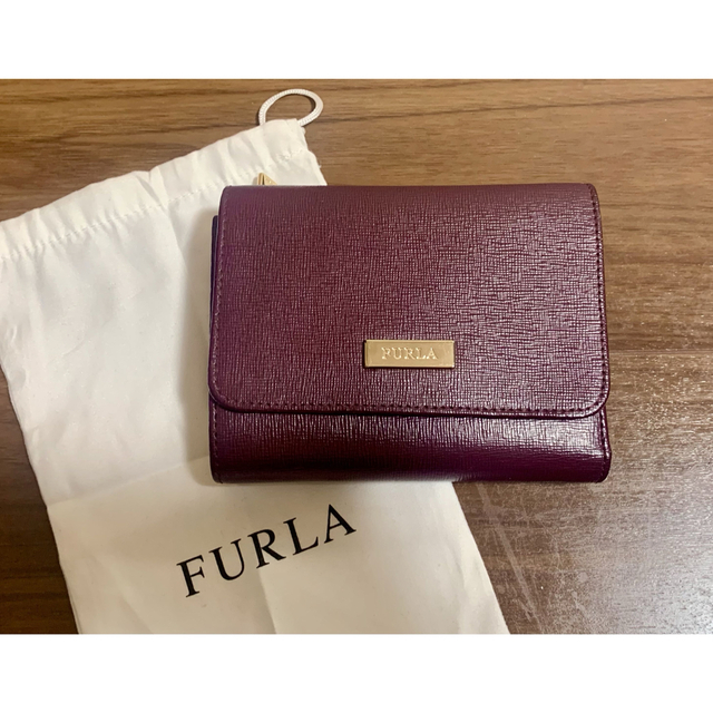 FURLA フルラ二つ折り財布