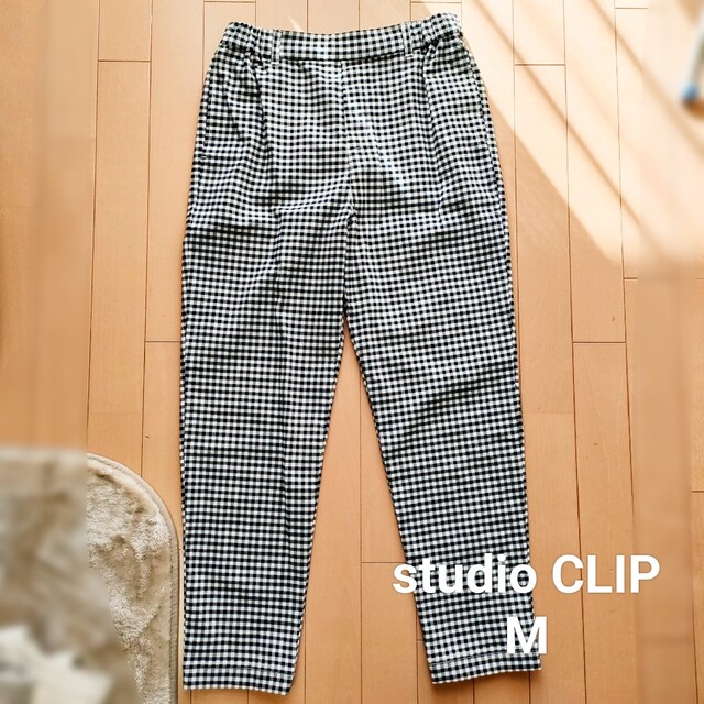 STUDIO CLIP(スタディオクリップ)のstudioCLIP　ハイストレッチスティックパンツ レディースのパンツ(クロップドパンツ)の商品写真