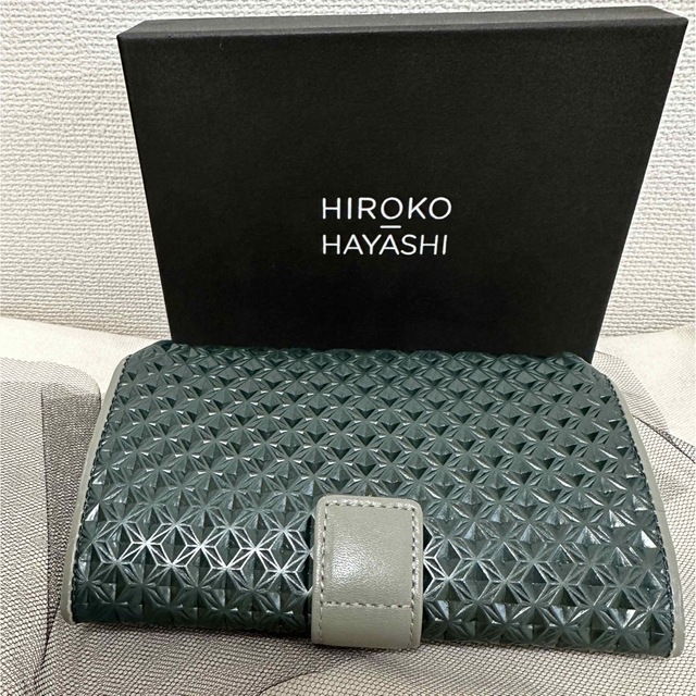 hiroko hayashi ミニ財布 グリーンCARATI