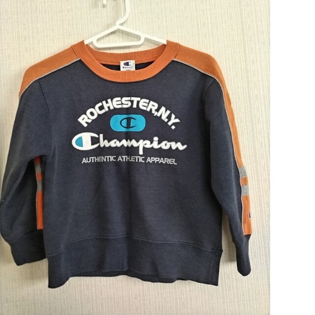 Champion(チャンピオン)のChampion　裏起毛トレーナー　120 キッズ/ベビー/マタニティのキッズ服男の子用(90cm~)(ジャケット/上着)の商品写真