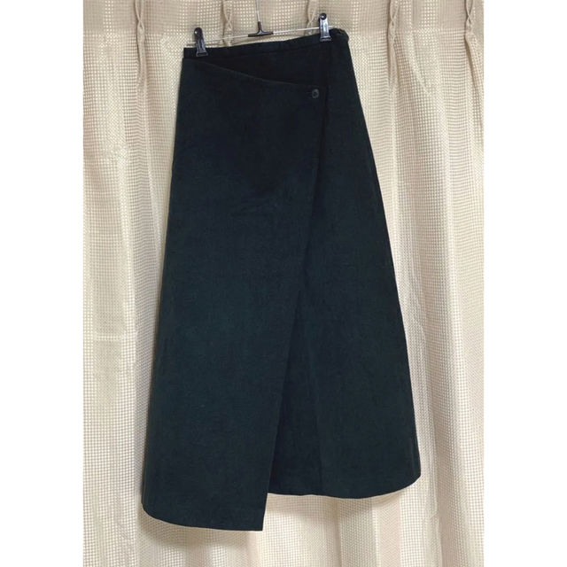 Y's(ワイズ)のIwish Y’s bis スエード合皮ロングスカート　アシンメトリー レディースのスカート(ロングスカート)の商品写真