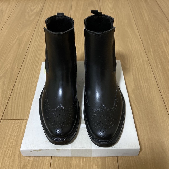 [極美品] サイドゴアブーツ/黒色/41 (26cm) メンズの靴/シューズ(ブーツ)の商品写真