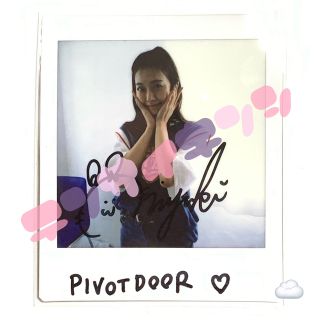 エヌエムビーフォーティーエイト(NMB48)の渡辺美優紀 直筆サイン入りチェキ pivot door ②(アイドルグッズ)