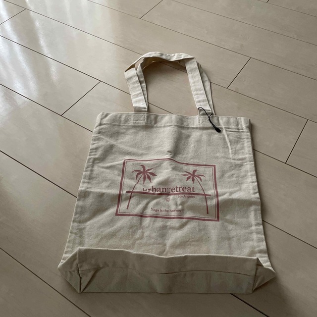 lululemon(ルルレモン)のヨガ　トートバッグ レディースのバッグ(トートバッグ)の商品写真