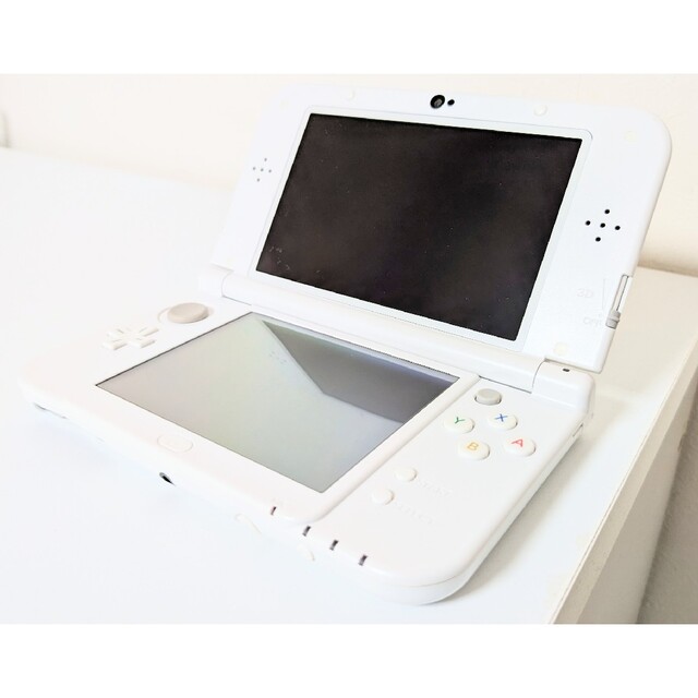 Nintendo 任天堂 Newニンテンドー3DS LL 液晶保護シート貼付け済 商品