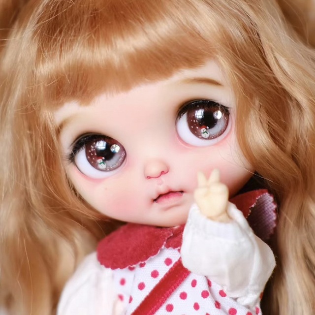 最安値 カスタムポップマートブライス かわいい 有名海外作家様 ドール