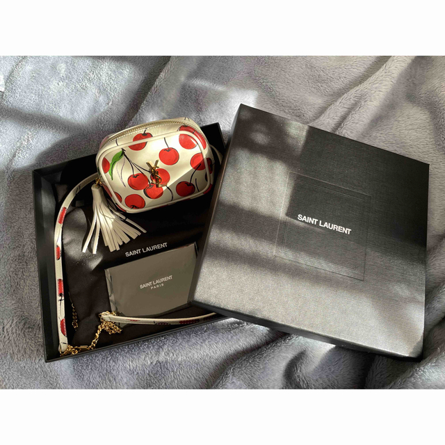 【楽ギフ_包装】 Saint Laurent - 日本限定 チェリー ベビーバッグ Saint Laurent ショルダー ポーチ ショルダーバッグ 【楽ギフ_包装】 Saint Laurent - 日本限定 チェリー ベビーバッグ Saint Laurent ショルダー ポーチ ショルダーバッグ