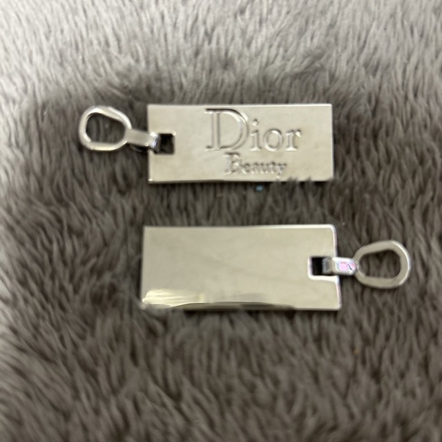 Dior(ディオール)のDIORディオール　チャーム レディースのファッション小物(キーホルダー)の商品写真