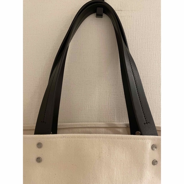 OAMC(オーエーエムシー)の21SS OAMC RUPERT BAG NATURAL WHITE トート メンズのバッグ(トートバッグ)の商品写真