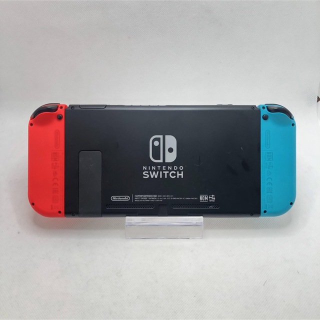 任天堂(ニンテンドウ)の美品　Nintendo Switch 本体　箱無　HAC-001[01]  YS エンタメ/ホビーのゲームソフト/ゲーム機本体(家庭用ゲーム機本体)の商品写真