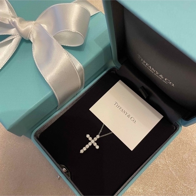 Tiffany & Co. - ティファニー ダイヤ クロス ネックレス ミディアム 803,000円