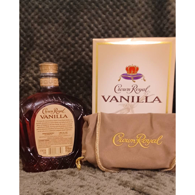 Crown Royal クラウンローヤル　ウィスキー バニラ味