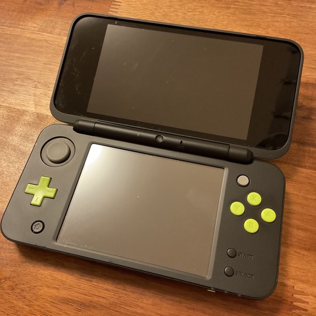 Nintendo 2DS  グリーン 1