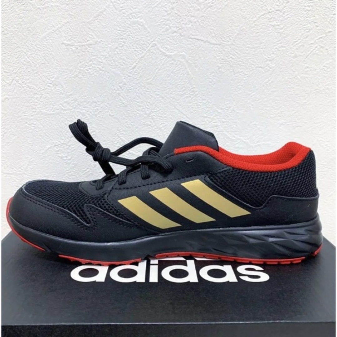 adidas(アディダス)の【未使用】adidas アディダス ◆スニーカー　ランニングシューズ　ブラック メンズの靴/シューズ(スニーカー)の商品写真