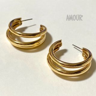 スローブイエナ(SLOBE IENA)のthree hoop pierce〈GOLD〉(ピアス)