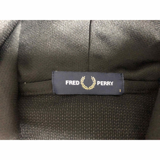 FRED PERRY(フレッドペリー)の★未使用品★  フレッドペリー　パーカー メンズのトップス(パーカー)の商品写真