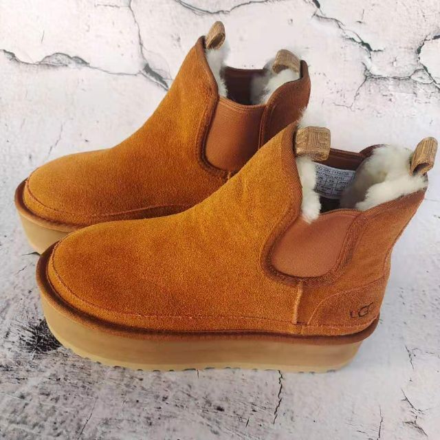 至上 UGG アグ ニューメル プラットフォーム チェルシー チェスナット