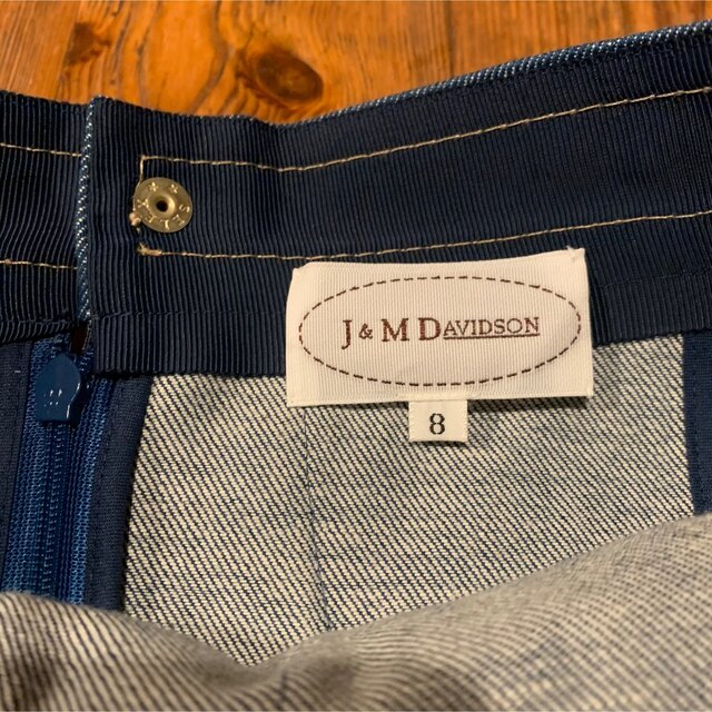 J&M DAVIDSON(ジェイアンドエムデヴィッドソン)のJ.M DAVIDSON デニムスカート レディースのスカート(ミニスカート)の商品写真