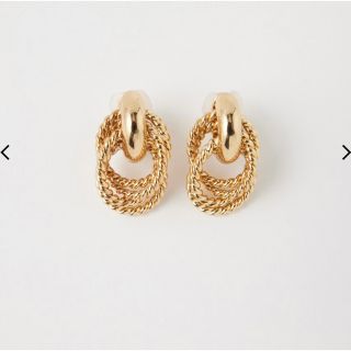 マウジー(moussy)のmoussy ROW CHAIN EARRINGS 新品(イヤリング)