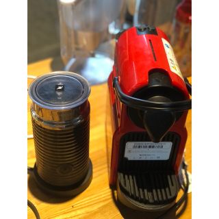 ネスプレッソ(NESPRESSO)のネスプレッソ コーヒーメーカー イニッシア エアロチーノセット カップ付き(コーヒーメーカー)