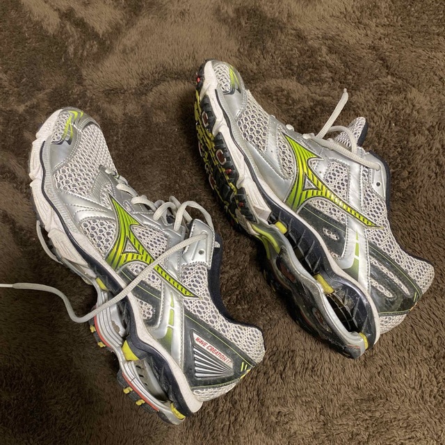 最安値!!】MIZUNO Wave Creation 20 ランニングシューズ