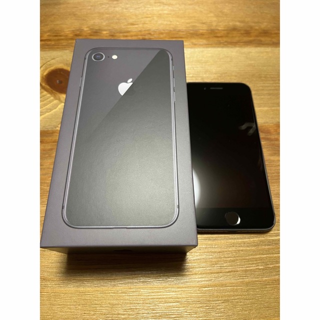 iPhone(アイフォーン)のiPhone8   64G   SIMフリー スマホ/家電/カメラのスマートフォン/携帯電話(スマートフォン本体)の商品写真