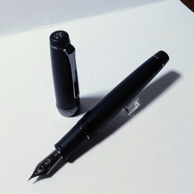 専門店 セーラー 万年筆 プロフェッショナルギア ブラック steelpier.com