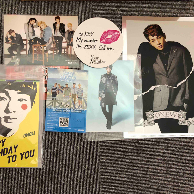 SHINee(シャイニー)のSHINee CD(DVD)  14枚　特典　セット エンタメ/ホビーのCD(K-POP/アジア)の商品写真