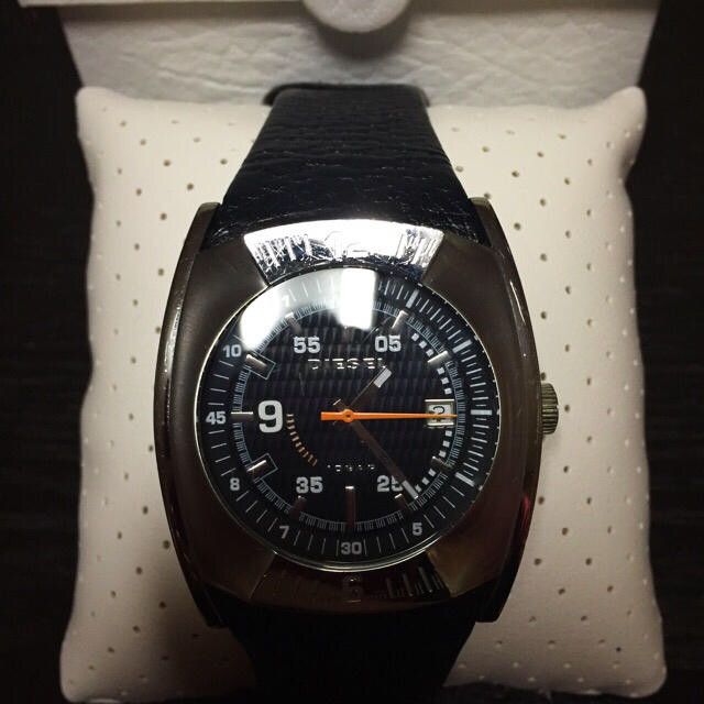 DIESEL(ディーゼル)のシックブラック腕時計 メンズの時計(腕時計(アナログ))の商品写真