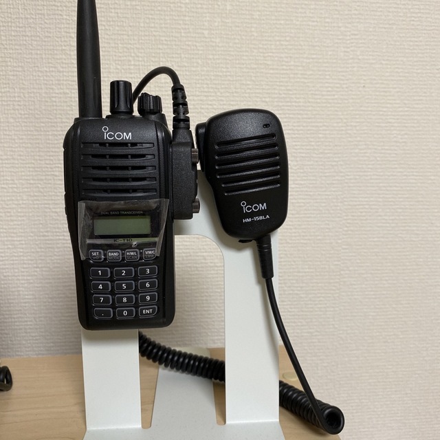 アイコム IC-T10 ハンドマイク、充電器付きの通販 by 北の大地 アイコム IC-T10 ハンドマイク、充電器付きの通販 by 北の大地