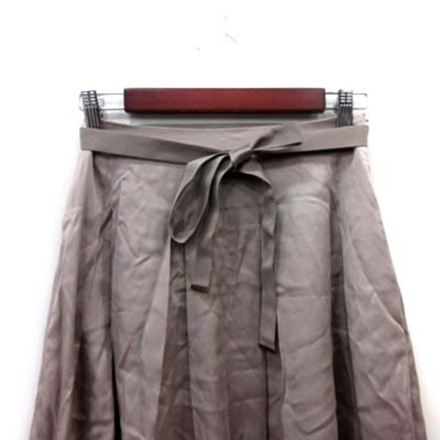 NATURAL BEAUTY(ナチュラルビューティー)のナチュラルビューティー フレアスカート ひざ丈 ウエストマーク 36 ベージュ レディースのスカート(ひざ丈スカート)の商品写真
