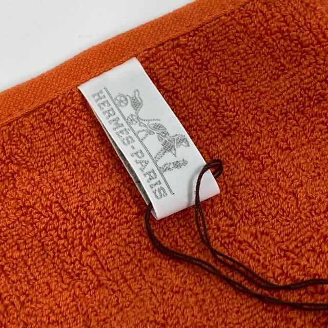 Hermes(エルメス)のエルメス HERMES ラビリンス 小物 2点セット タオル コットン オレンジ×ブルー 未使用 インテリア/住まい/日用品の日用品/生活雑貨/旅行(タオル/バス用品)の商品写真