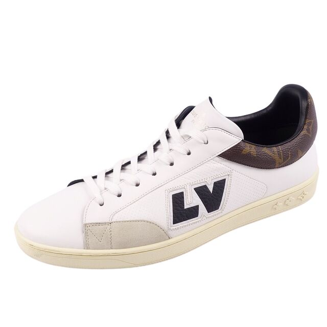 美品 ルイヴィトン LOUIS VUITTON スニーカー モノグラム LVロゴ メンズ ローカット シューズ 靴 9(27.5cm相当) ホワイト  | フリマアプリ ラクマ