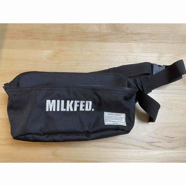 MILKFED.(ミルクフェド)のミルクフェド　ボディバッグ　ウエストポーチ レディースのバッグ(ボディバッグ/ウエストポーチ)の商品写真