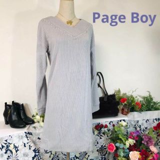 ページボーイ(PAGEBOY)のフェイスラインがすっきり見えるVネックが素敵。膝丈 ニットワンピース(ひざ丈ワンピース)