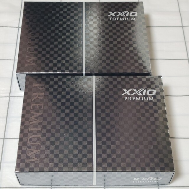 XXIO(ゼクシオ)のDUNLOP ゼクシオ プレミアム ロイヤルプラチナ 2020年モデル 2ダース スポーツ/アウトドアのゴルフ(その他)の商品写真