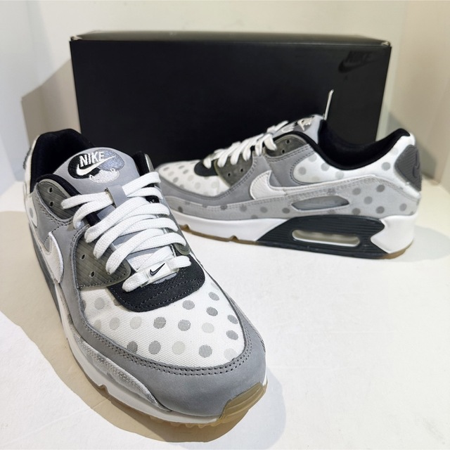 NIKE(ナイキ)のNIKE★AIR MAX90/エアマックス90NRG★ホワイトポルカドット★29 メンズの靴/シューズ(スニーカー)の商品写真