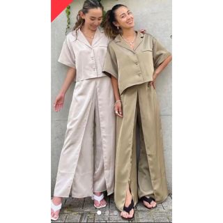 ALEXIA STAM Wide Tuck 上下セットBeige-