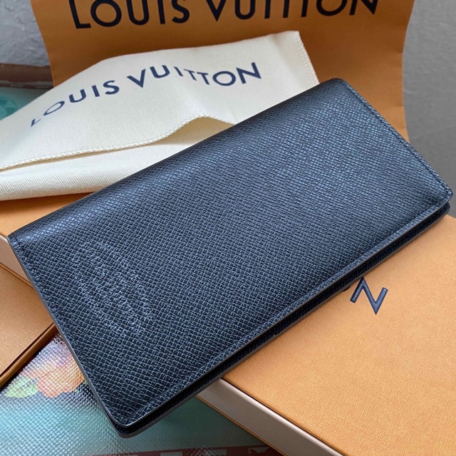 独特な 【送料無料】 LOUIS VUITTON - ルイヴィトン  長財布　M30385 新品未使用　付属品あり 長財布
