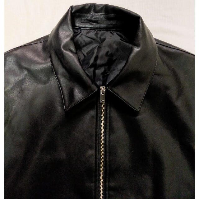 GU(ジーユー)のGU フェイクレザーオーバーサイズブルゾン S ブラック ジーユー 黒 革ジャン メンズのジャケット/アウター(レザージャケット)の商品写真